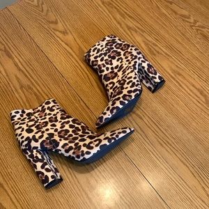 SHEIN boots.   LEOPARD.  Size 42.    All man made materials.  NEW!